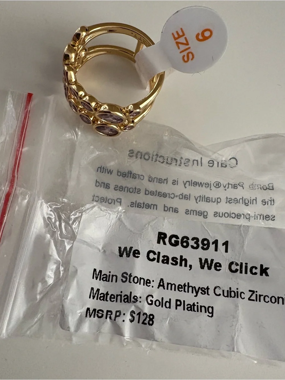 Bomb Party We Clash, We Click Ring RG63911 Amethyst CZ Gold Plating